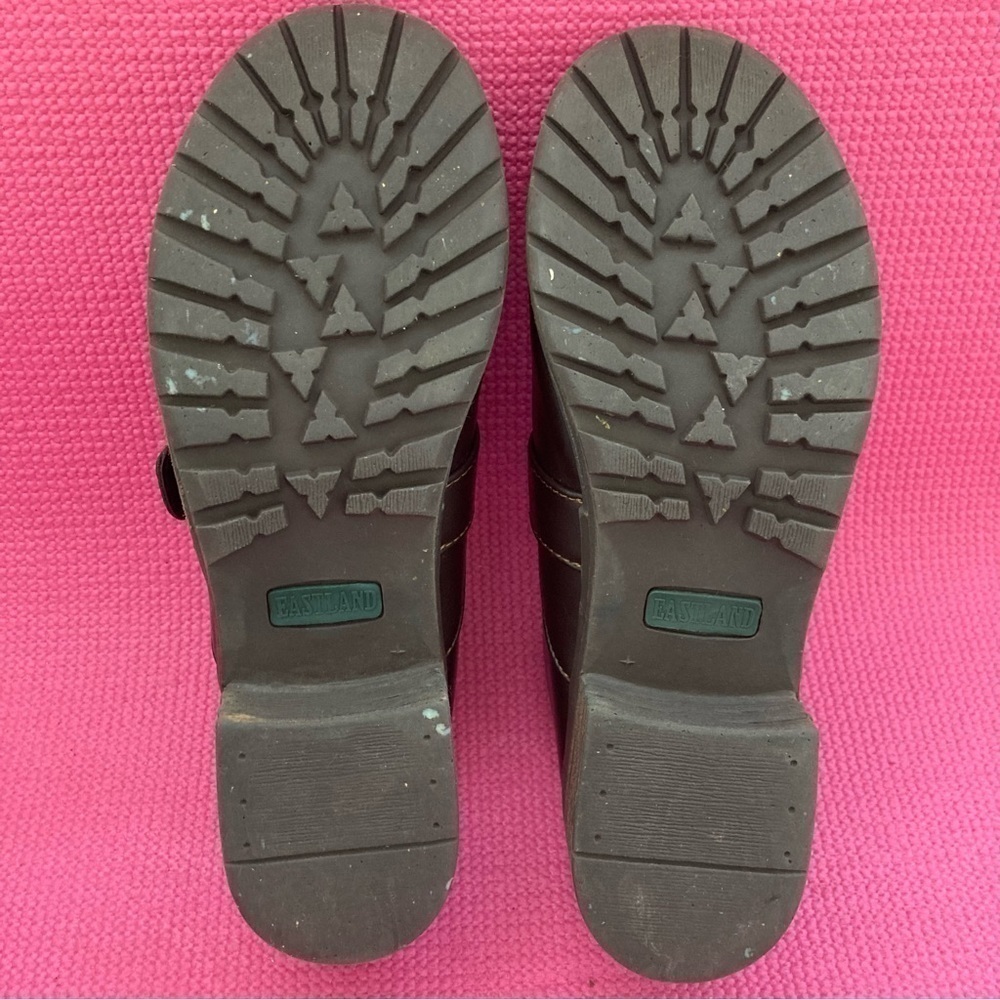 Eastland “Erin” Slides Mules Sz 8  Women BROWN Faux Leather Accent Buckl… - Picture 7 of 8